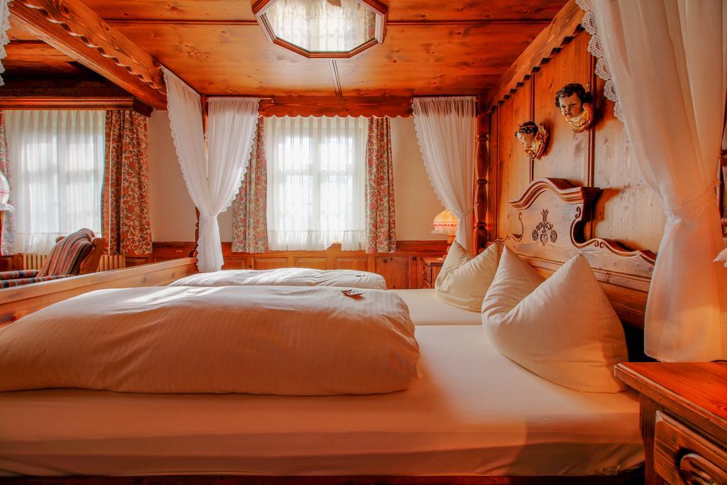 Landhotel Schnupp Neudrossenfeld ภายนอก รูปภาพ
