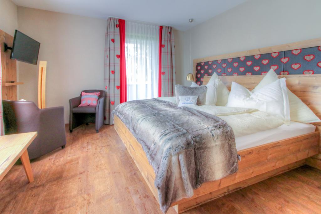 Landhotel Schnupp Neudrossenfeld ภายนอก รูปภาพ